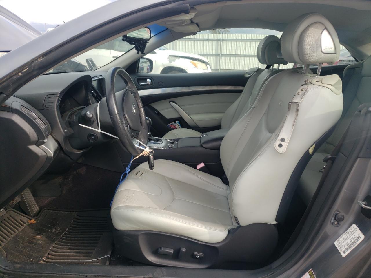 2011 INFINITI G37 BASE - Image 7
