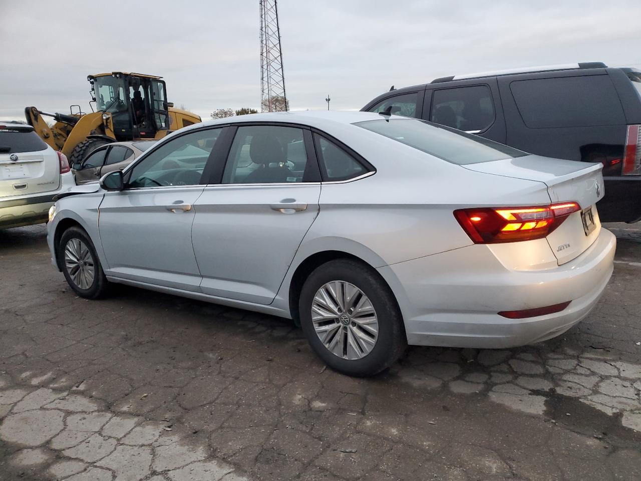 2019 VOLKSWAGEN JETTA S - Image 2
