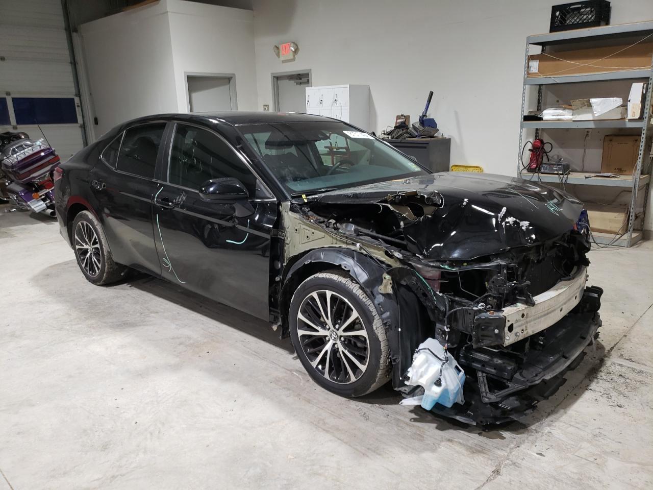 2018 TOYOTA CAMRY L - Фото 4