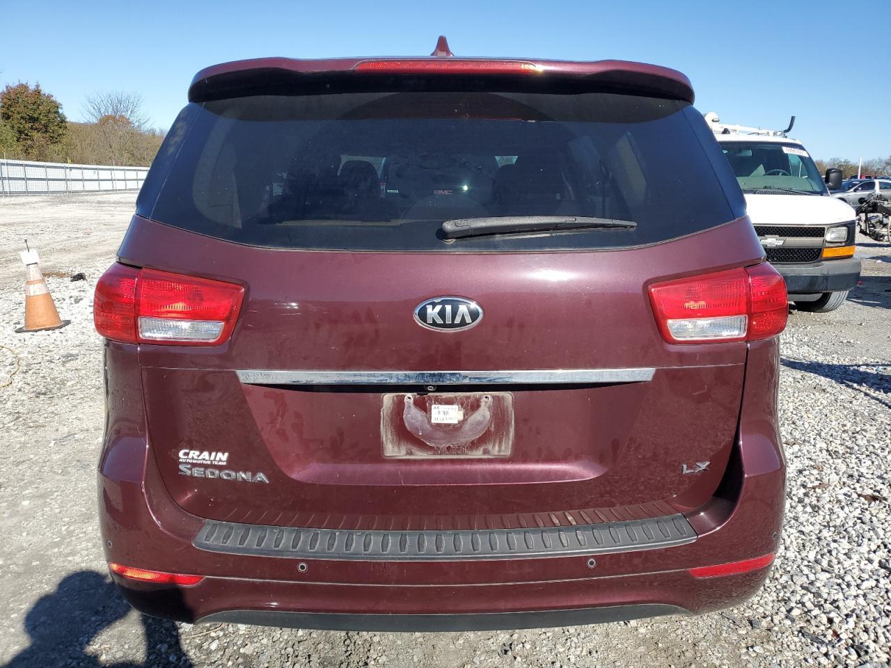 2017 KIA SEDONA LX - Фото 6