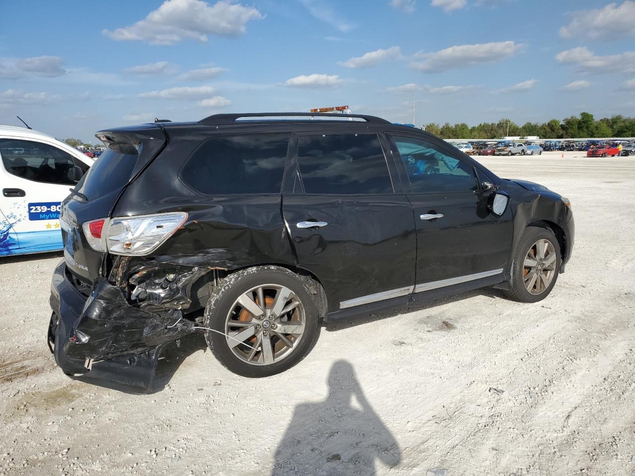 2013 NISSAN PATHFINDER - Image 3
