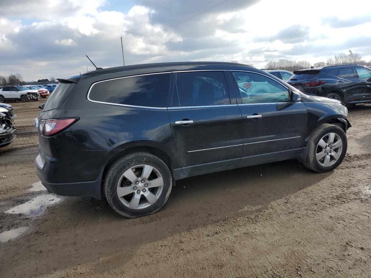 2014 CHEVROLET TRAVERSE L - Image 3