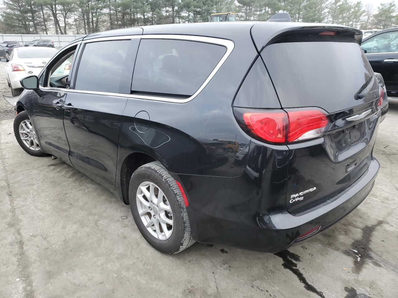 2017 CHRYSLER PACIFICA T - Image 2