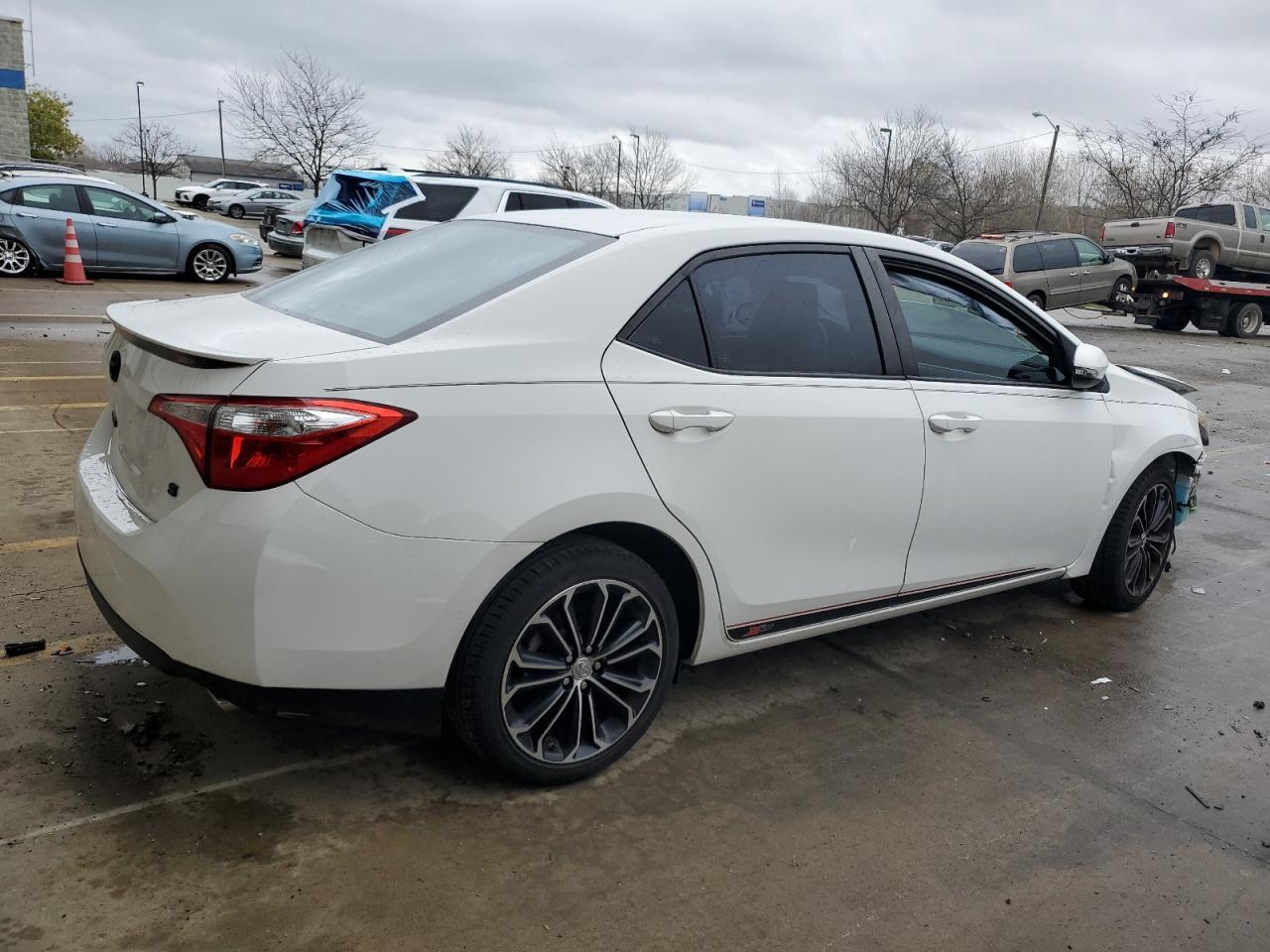 2016 TOYOTA COROLLA L - Фото 3