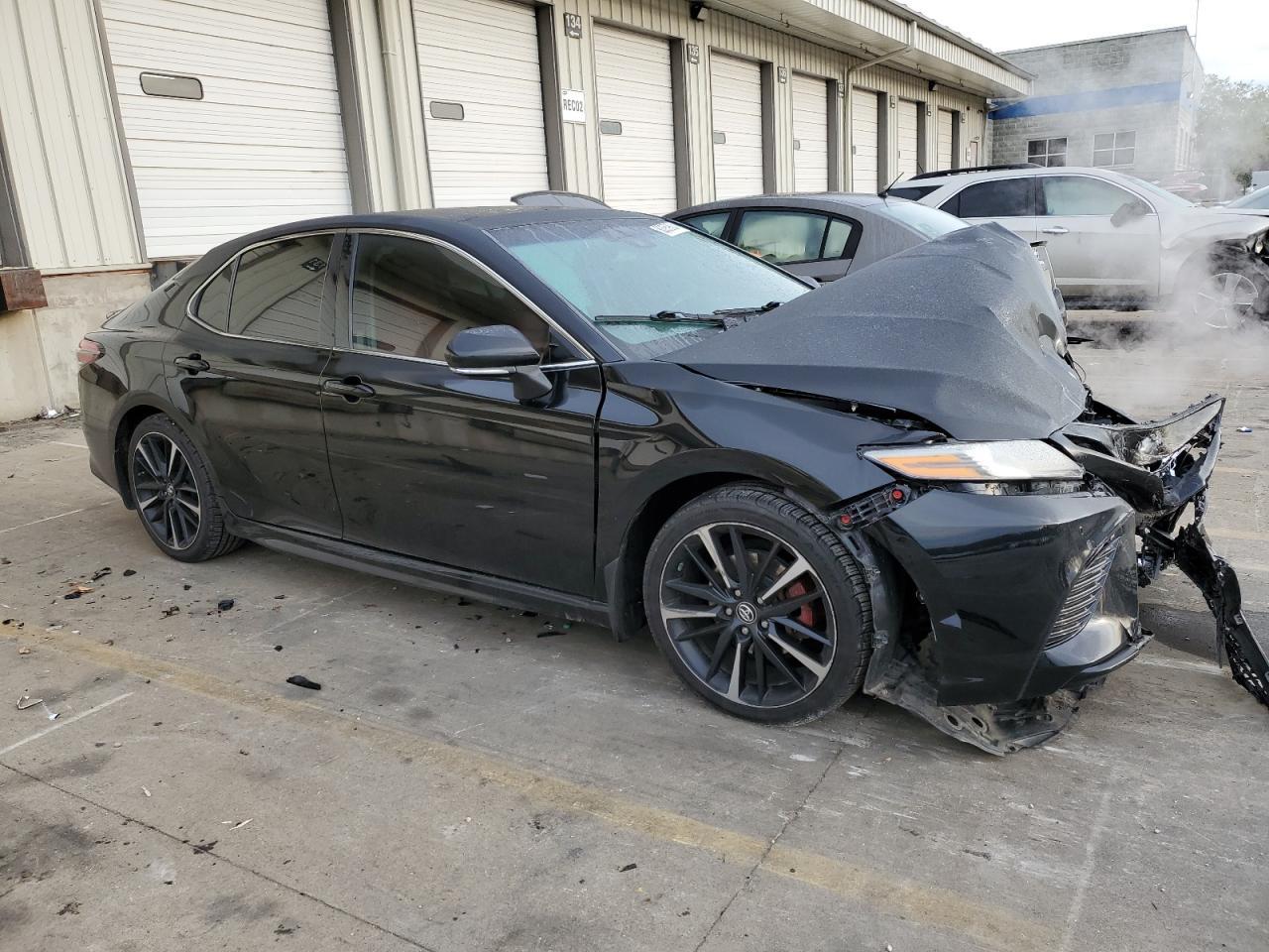 2018 TOYOTA CAMRY XSE - Фото 4