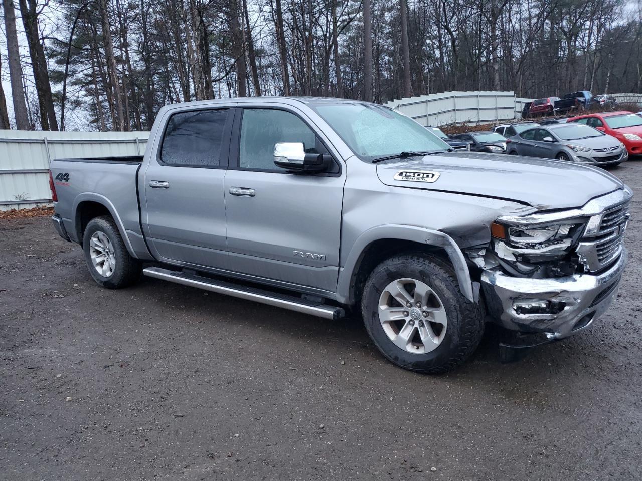 2019 RAM 1500 LARAM - Фото 4