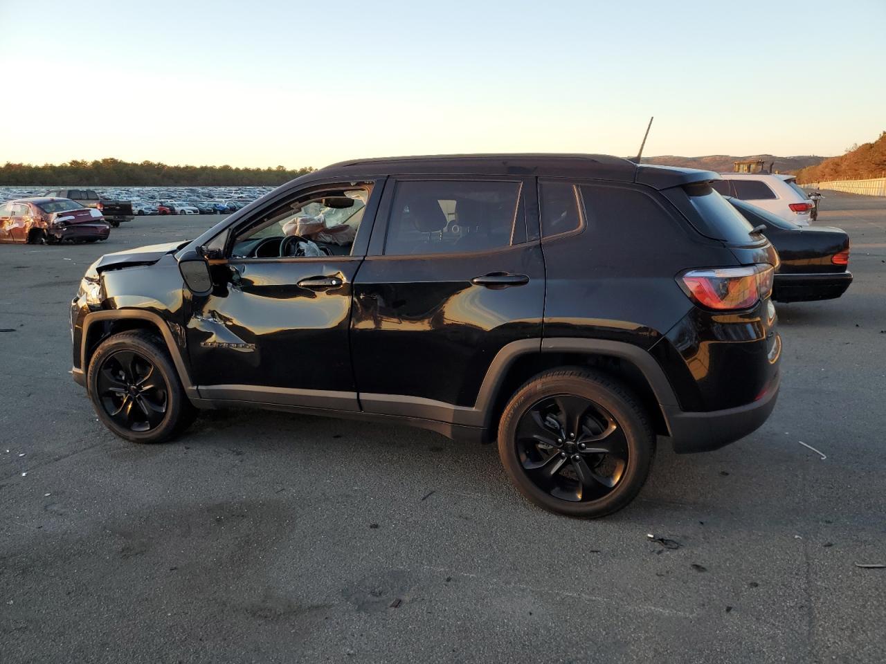 2019 JEEP COMPASS LA - Фото 2