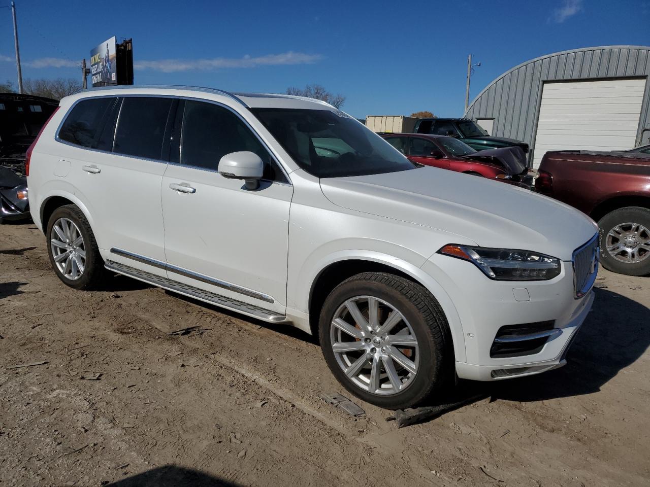 2016 VOLVO XC90 T6 - Фото 4