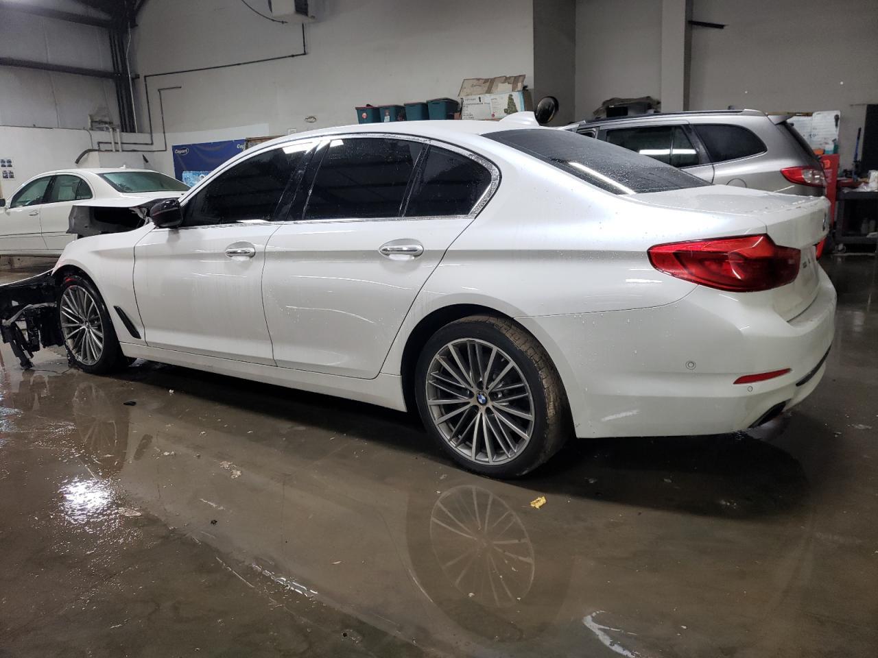 2017 BMW 540 XI - Image 2