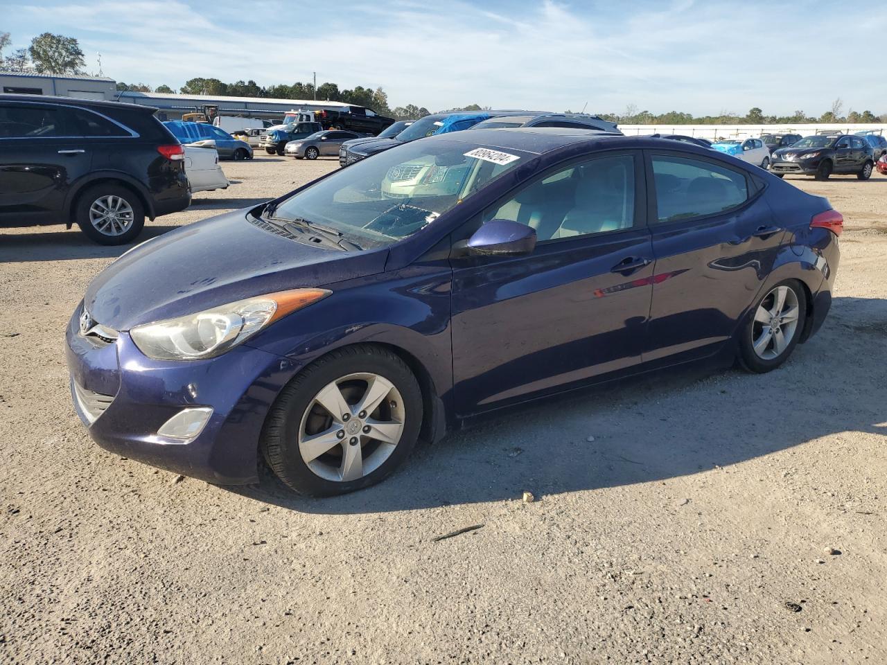 2013 HYUNDAI ELANTRA GL