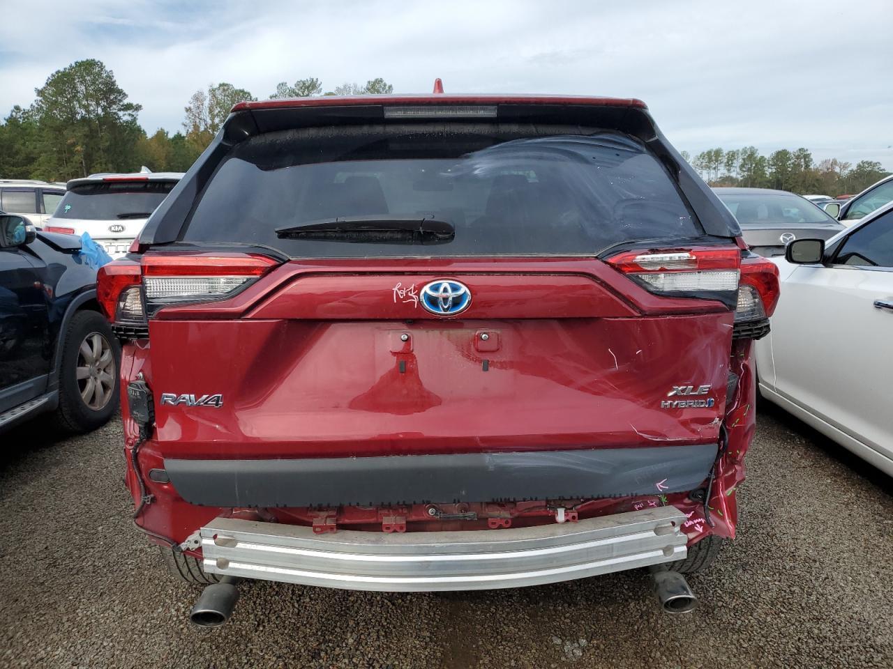 2022 TOYOTA RAV4 XLE - Image 6