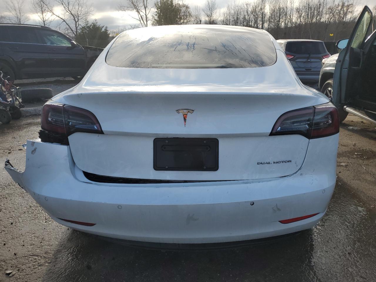 2022 TESLA MODEL 3 - Image 6