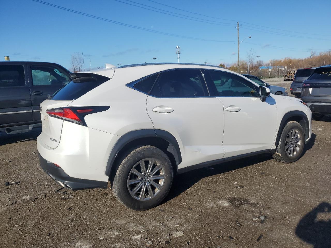 2020 LEXUS NX 300 BAS - Фото 3