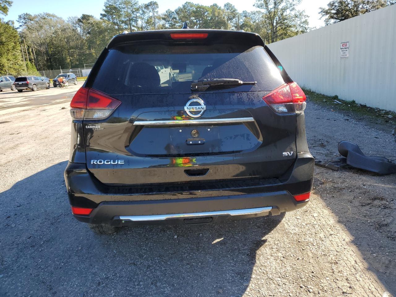 2017 NISSAN ROGUE S - Image 6