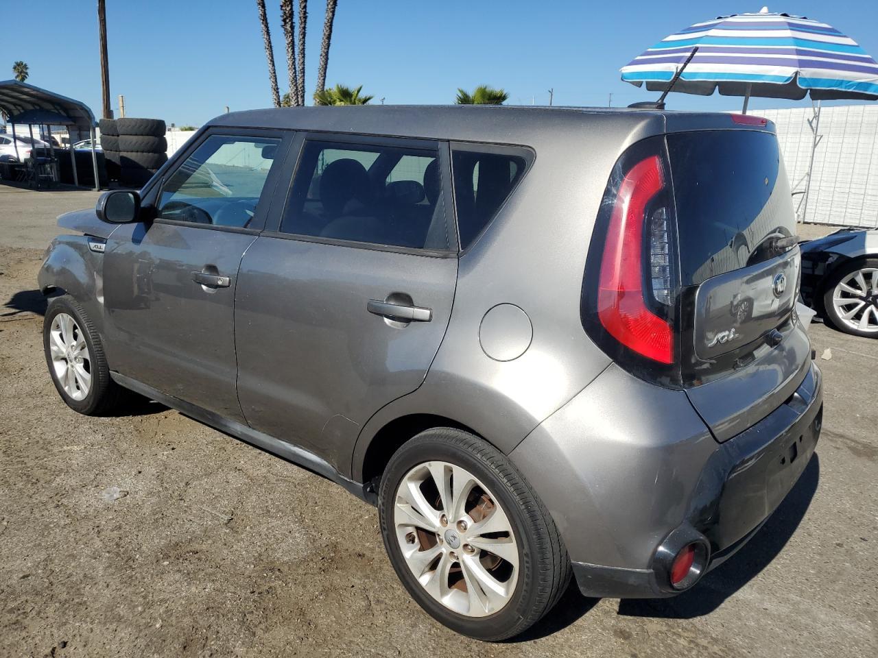 2016 KIA SOUL + - Image 2