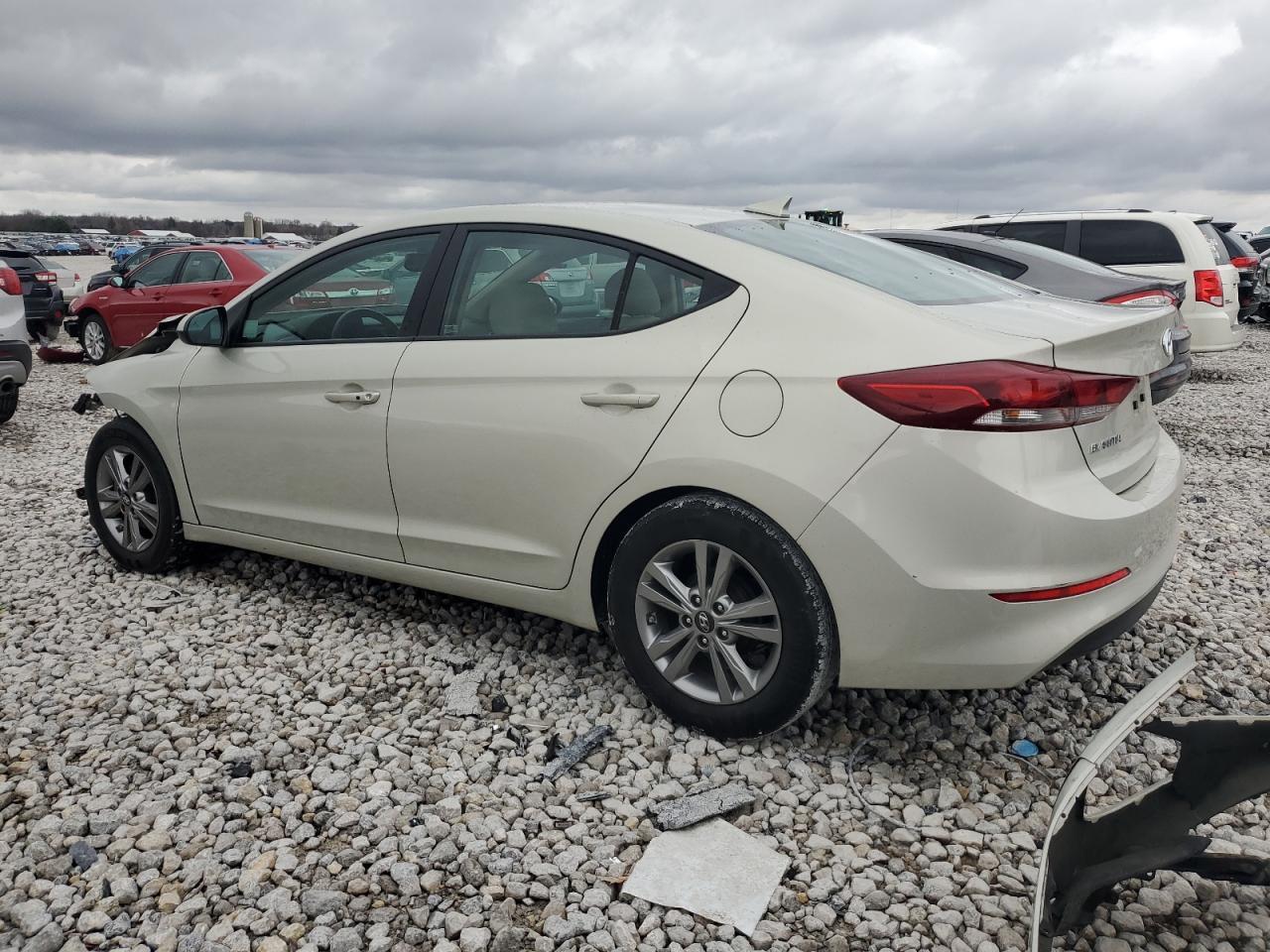 2017 HYUNDAI ELANTRA SE - Image 2