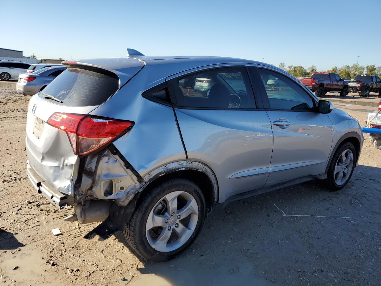 2018 HONDA HR-V LX - Фото 3