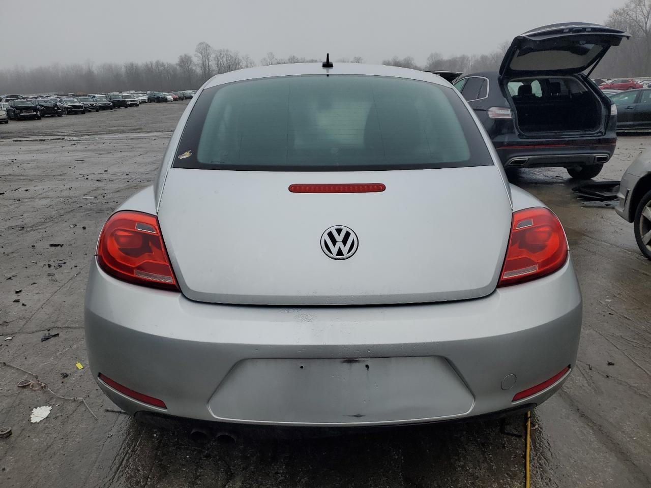 2014 VOLKSWAGEN BEETLE - Image 6