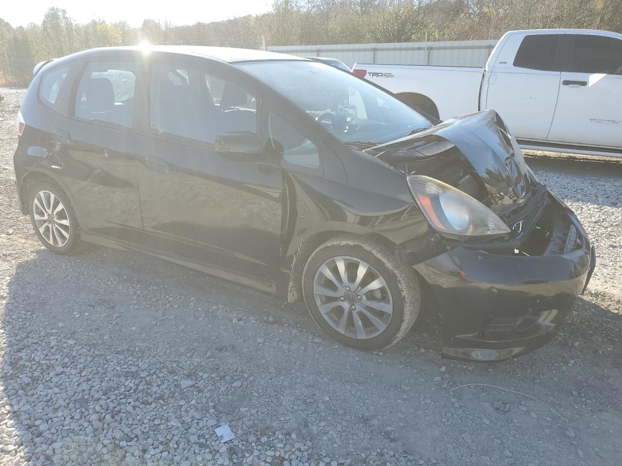 2013 HONDA FIT SPORT - Фото 4