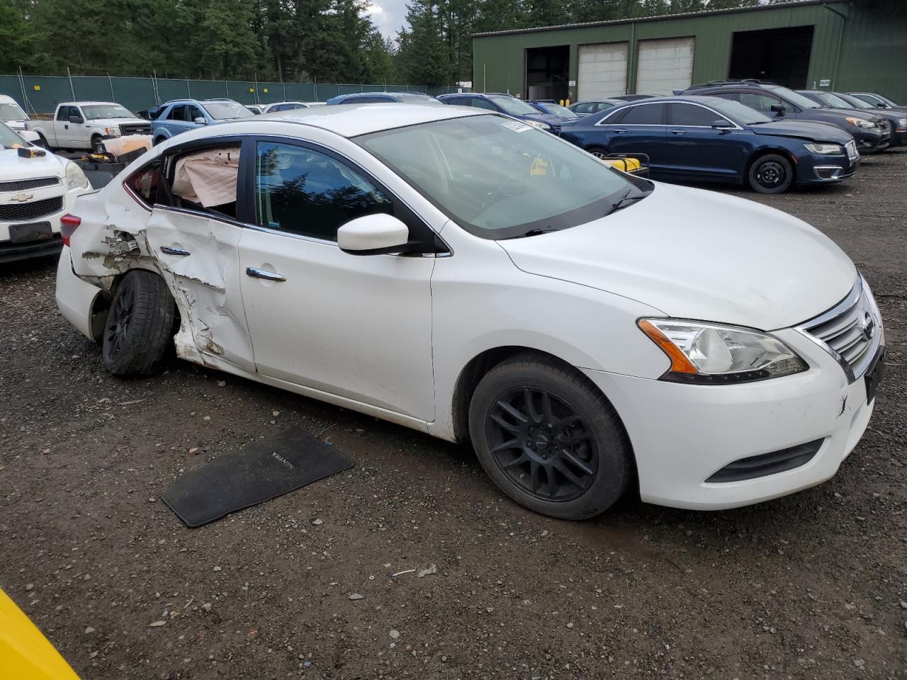 2013 NISSAN SENTRA S - Фото 4