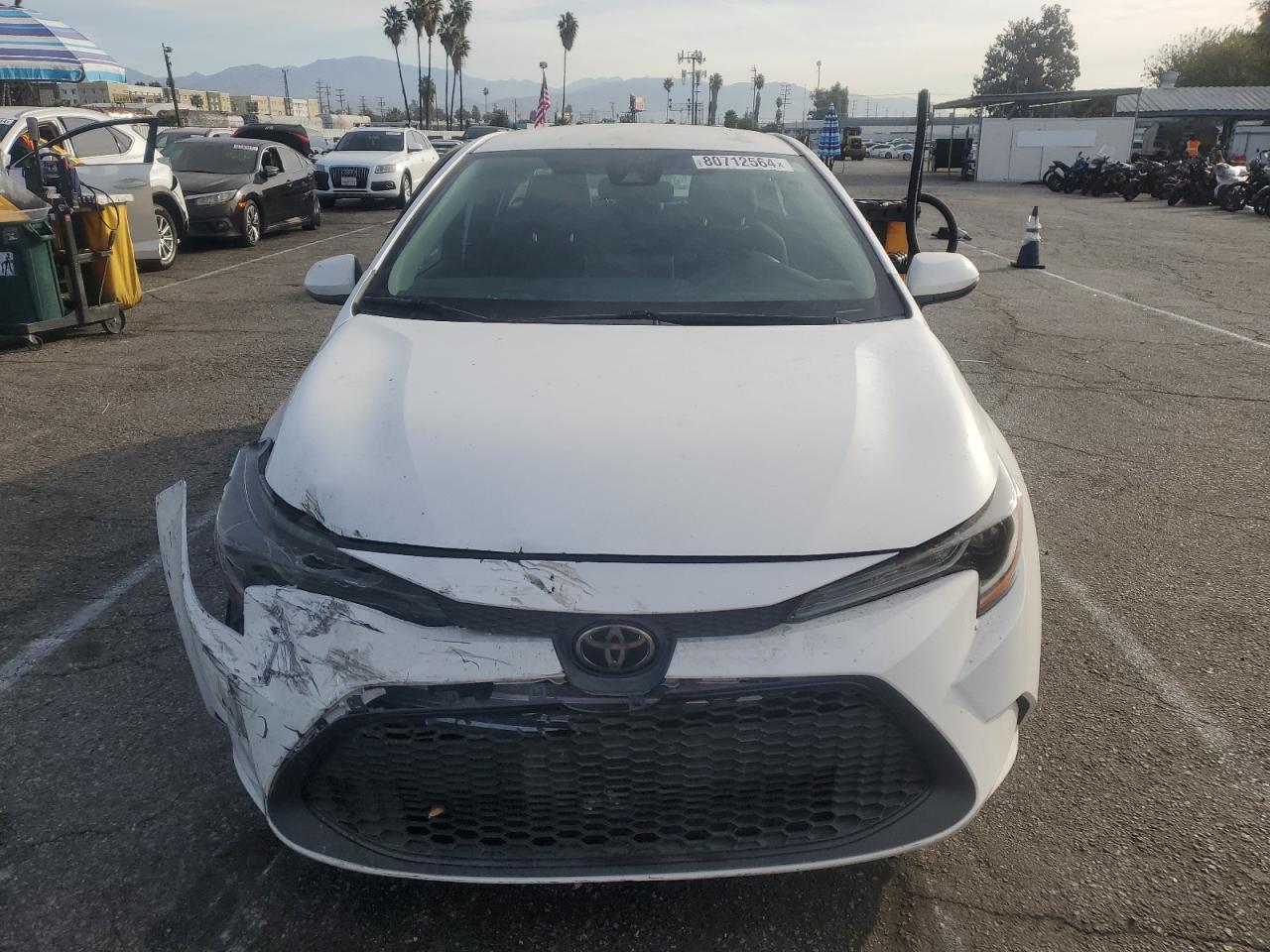 2020 TOYOTA COROLLA LE - Фото 5