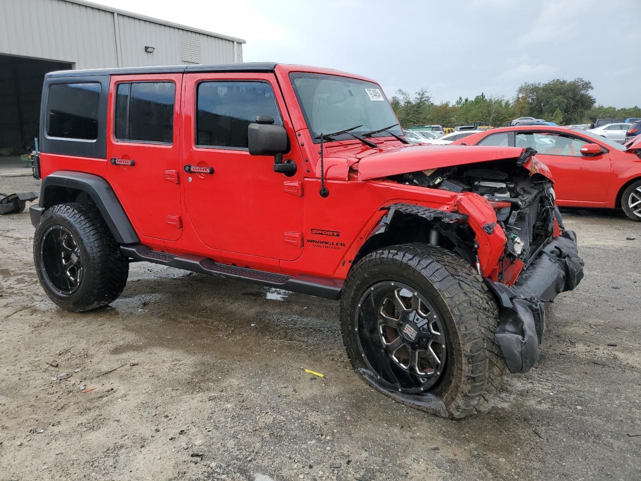 2017 JEEP WRANGLER U - Image 4