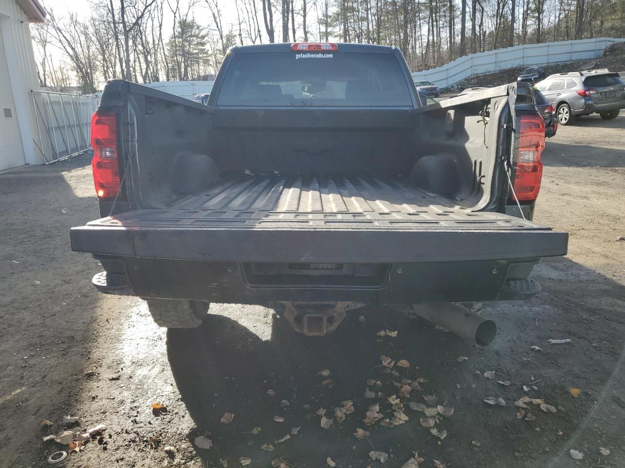 2017 CHEVROLET SILVERADO - Image 6