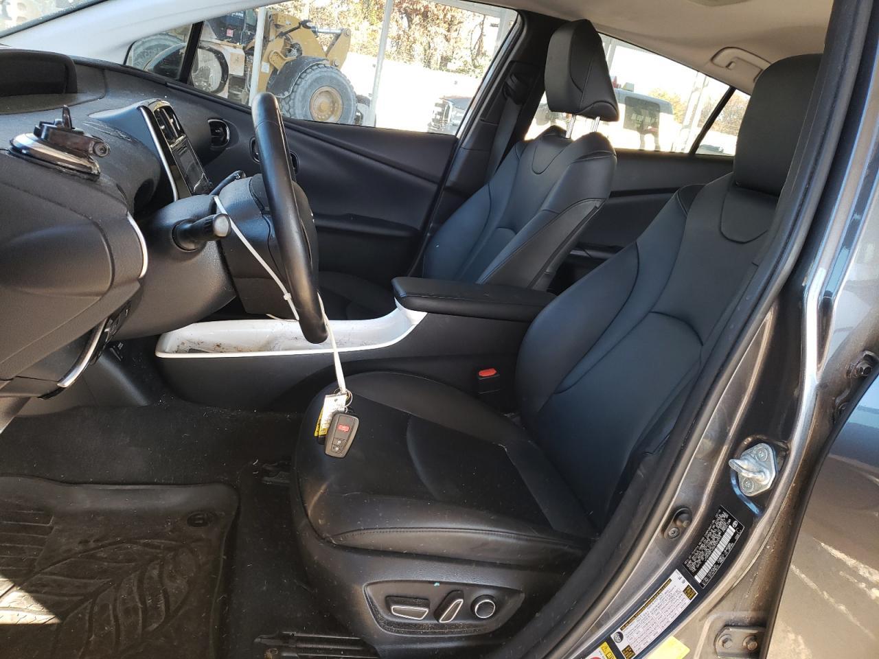 2016 TOYOTA PRIUS - Image 7