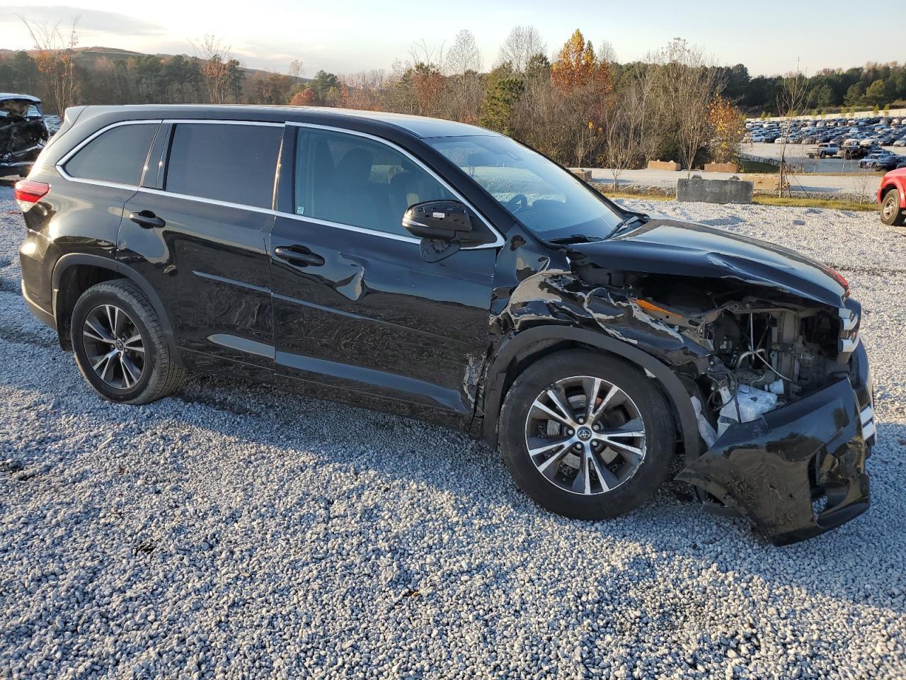 2018 TOYOTA HIGHLANDER - Image 4