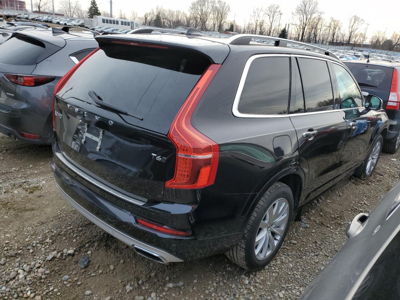 2016 VOLVO XC90 T6 - Image 3