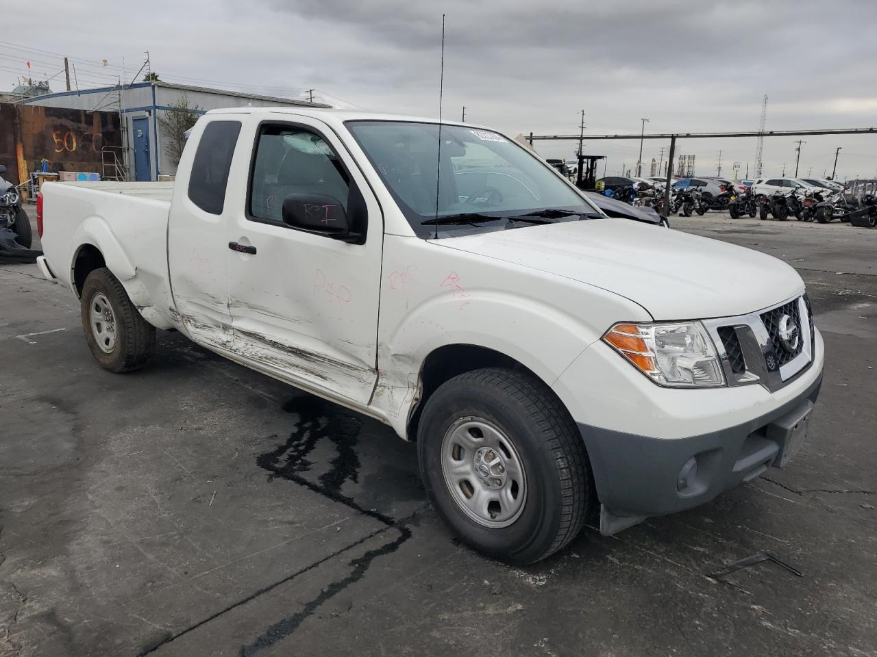 2019 NISSAN FRONTIER S - Фото 4