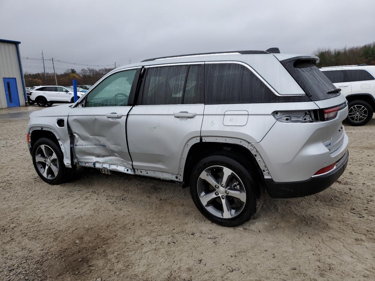 2024 JEEP GRAND CHER - Фото 2