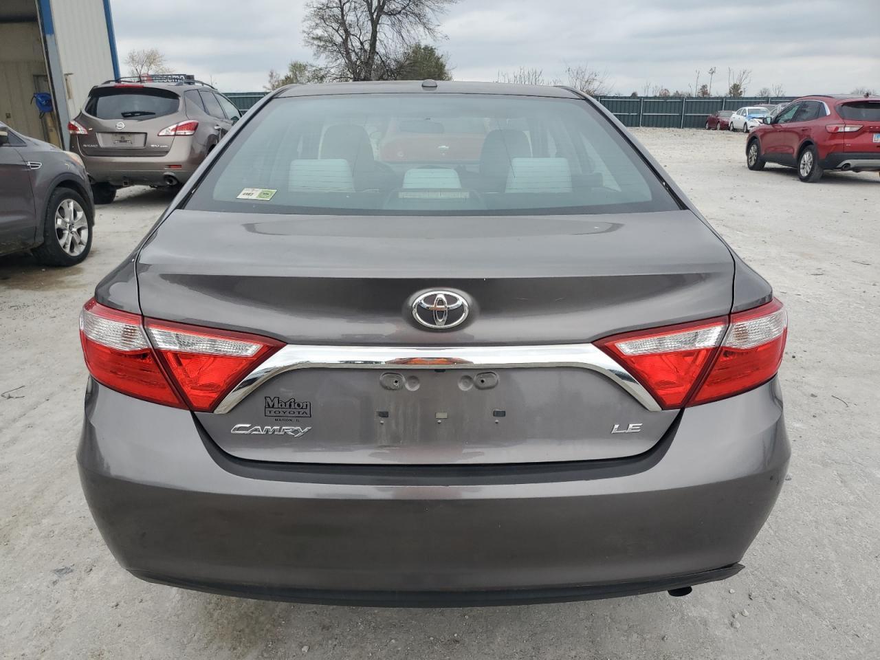 2017 TOYOTA CAMRY LE - Image 6