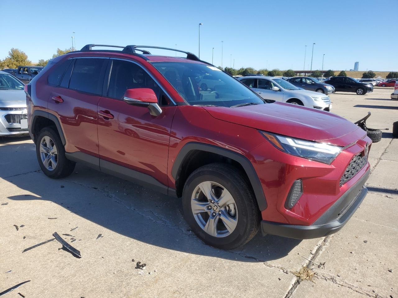2022 TOYOTA RAV4 XLE - Image 4