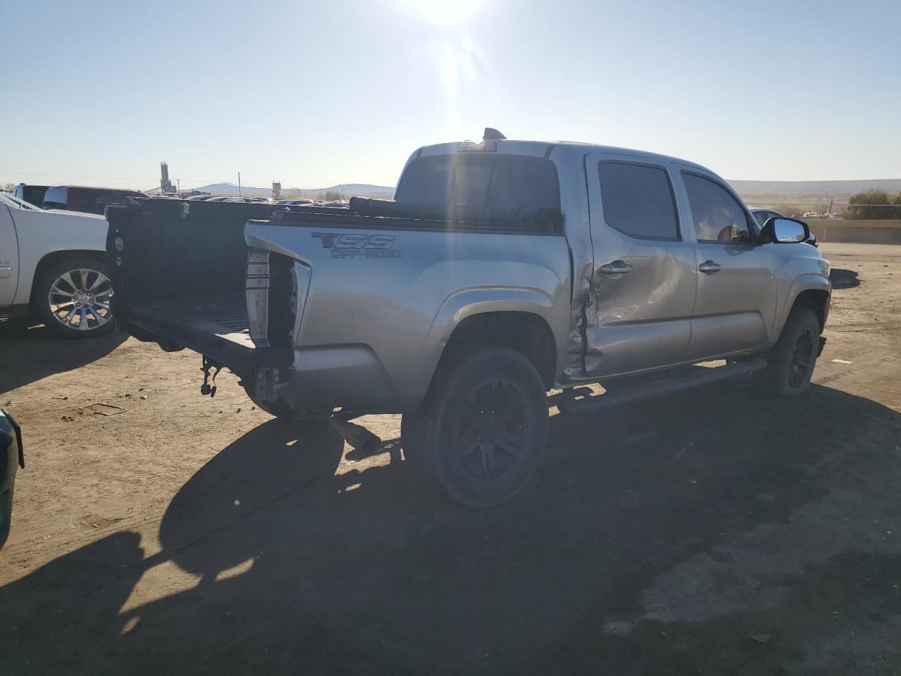 2020 TOYOTA TACOMA DOU - Image 3