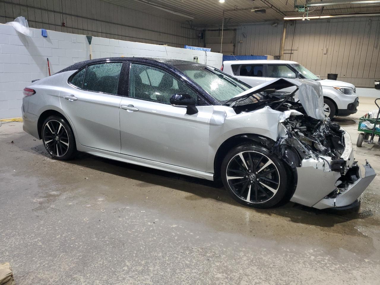 2019 TOYOTA CAMRY XSE - Image 4