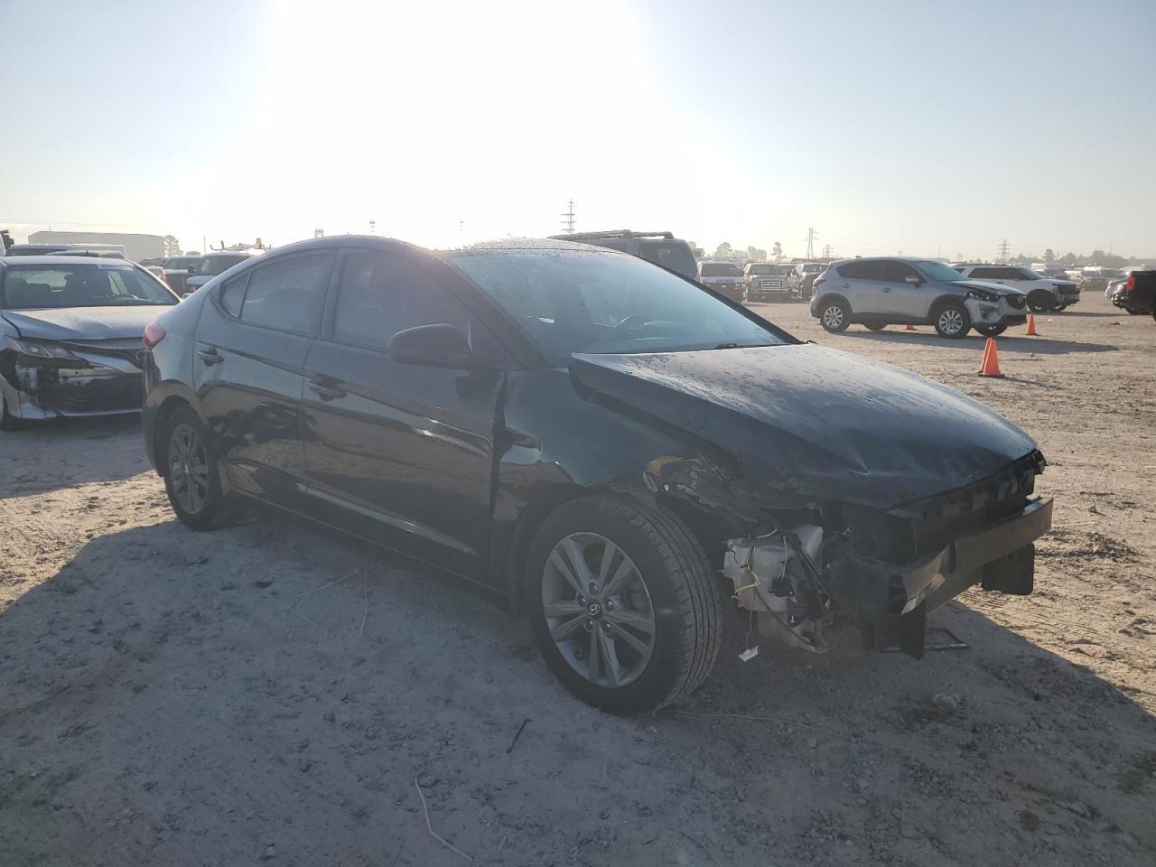 2017 HYUNDAI ELANTRA SE - Фото 4