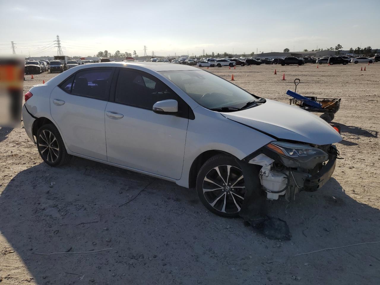 2018 TOYOTA COROLLA L - Image 4
