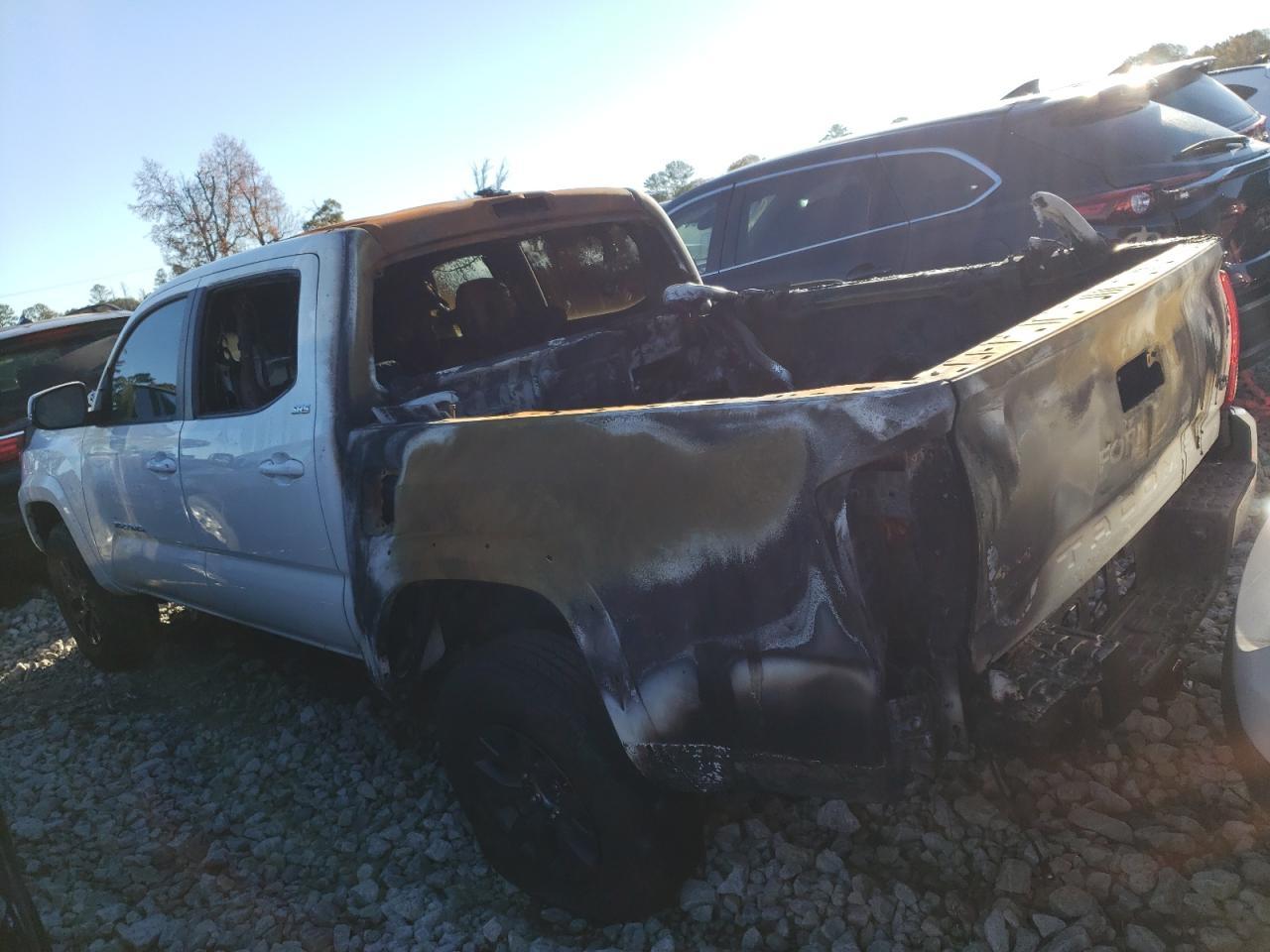 2023 TOYOTA TACOMA DOU - Фото 2