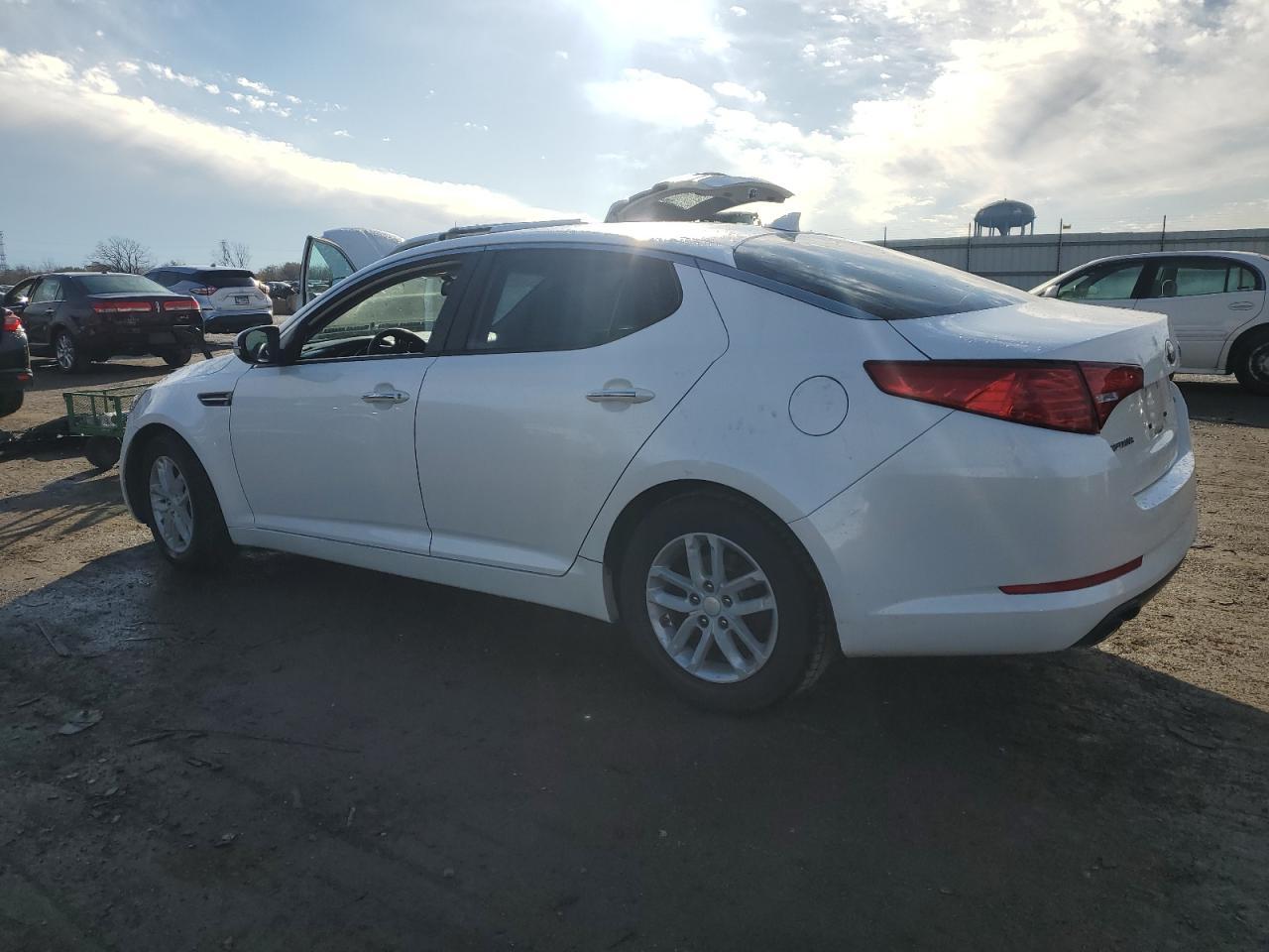 2013 KIA OPTIMA LX - Фото 2