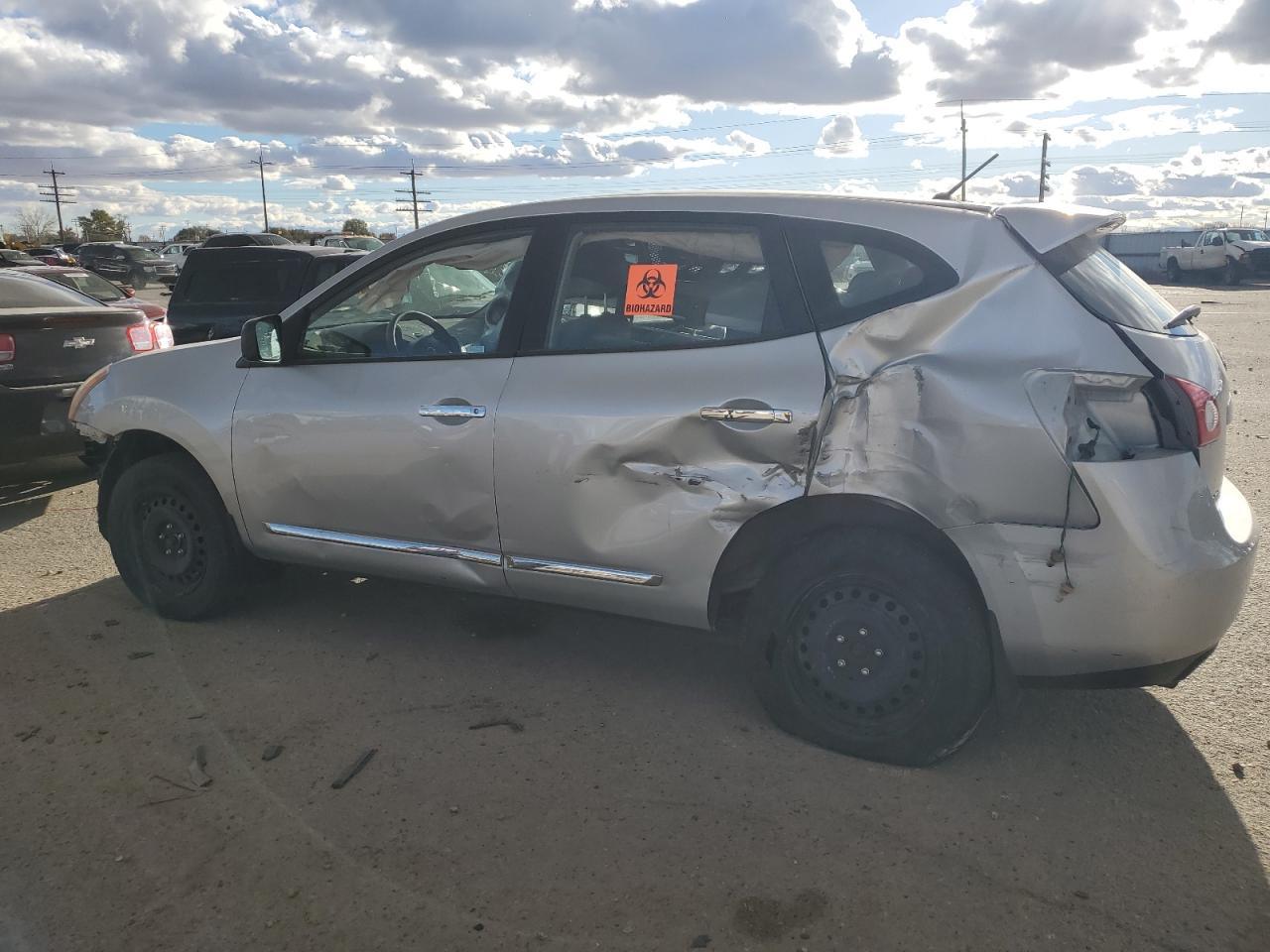 2013 NISSAN ROGUE S - Фото 2