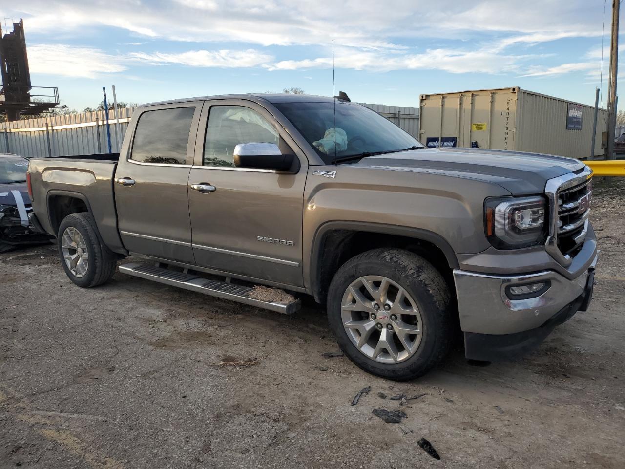 2017 GMC SIERRA K15 - Image 4