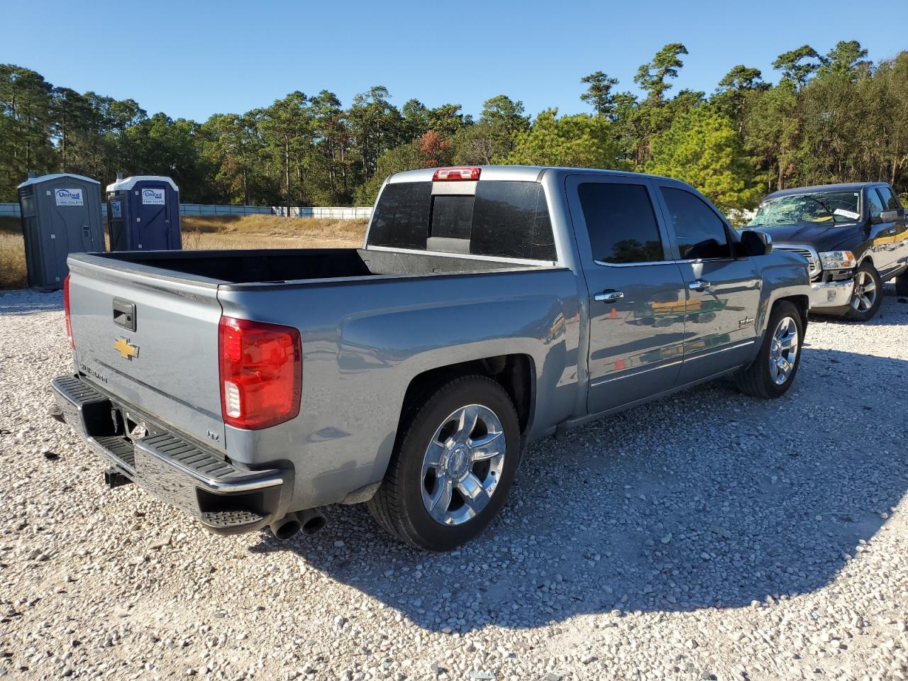 2016 CHEVROLET SILVERADO - Фото 3