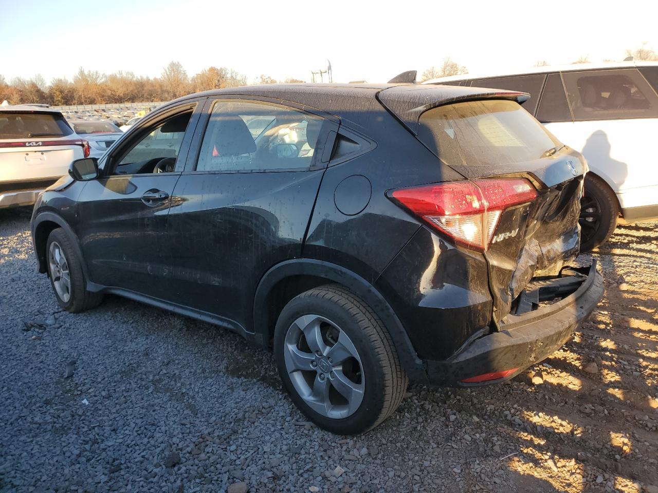 2018 HONDA HR-V LX - Image 2