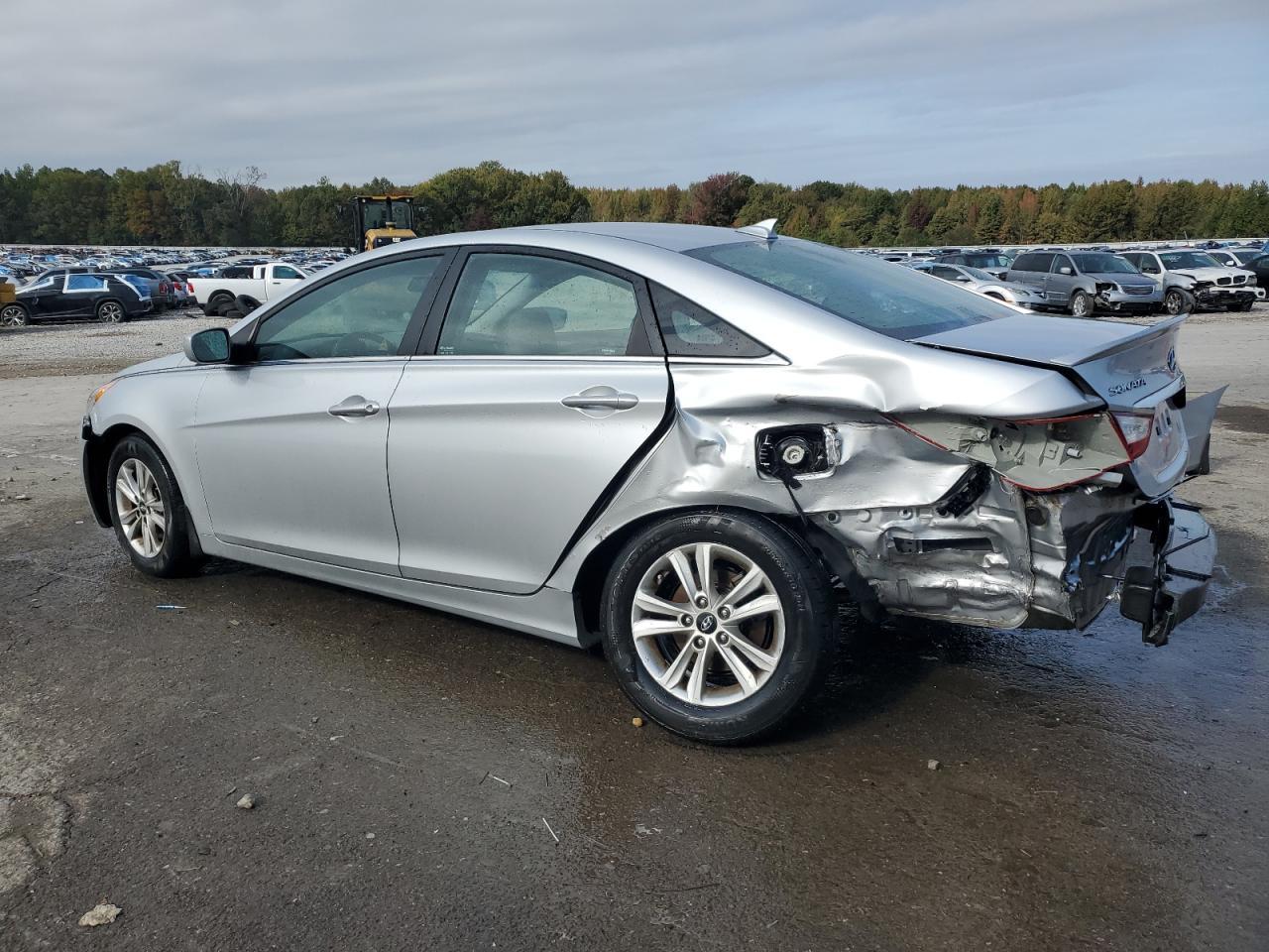 2013 HYUNDAI SONATA GLS - Фото 2