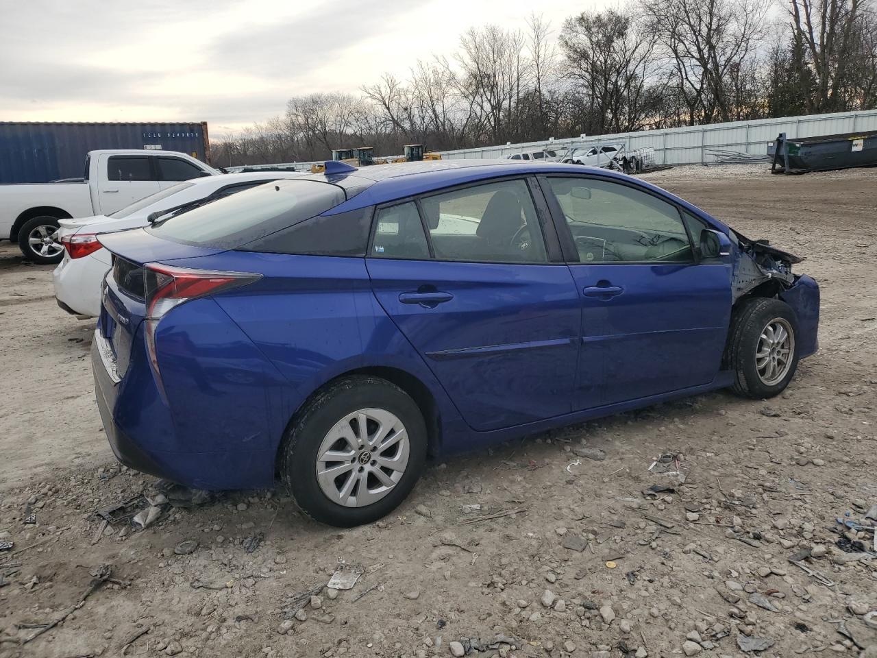 2016 TOYOTA PRIUS - Фото 3