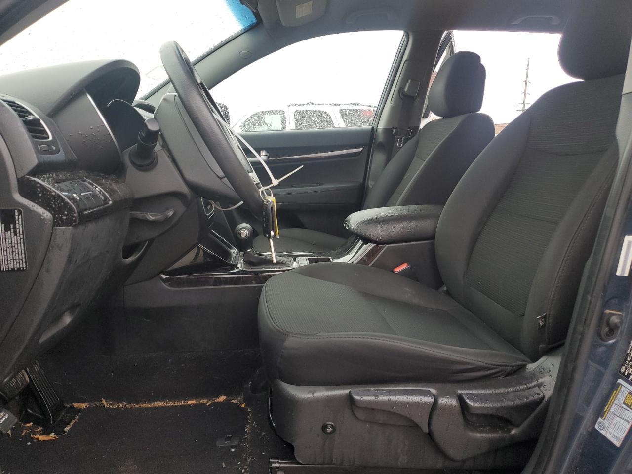 2015 KIA SORENTO LX - Image 7