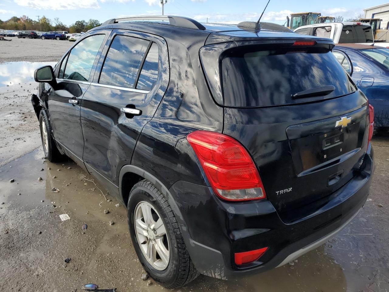 2018 CHEVROLET TRAX 1LT - Фото 2