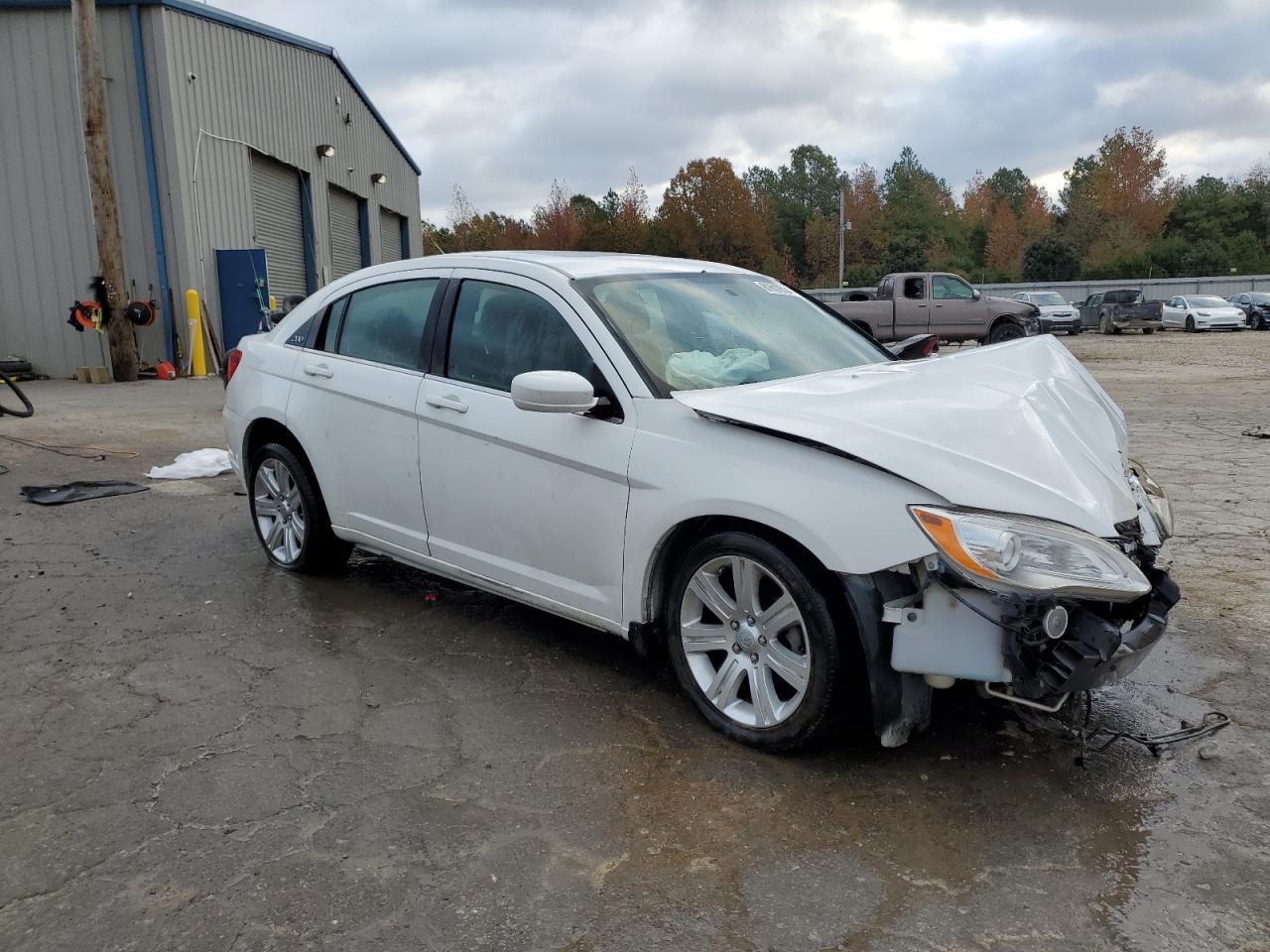 2012 CHRYSLER 200 TOURIN - Image 4