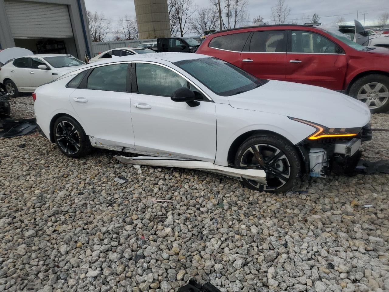 2023 KIA K5 GT LINE - Image 4